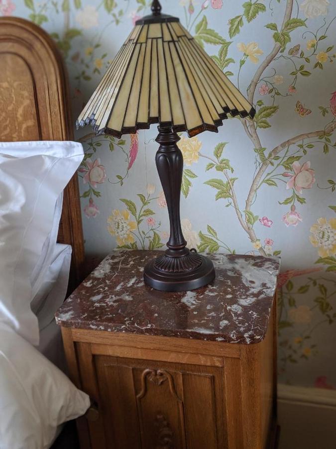Glan Brennig Bed & Breakfast Tregaron ภายนอก รูปภาพ