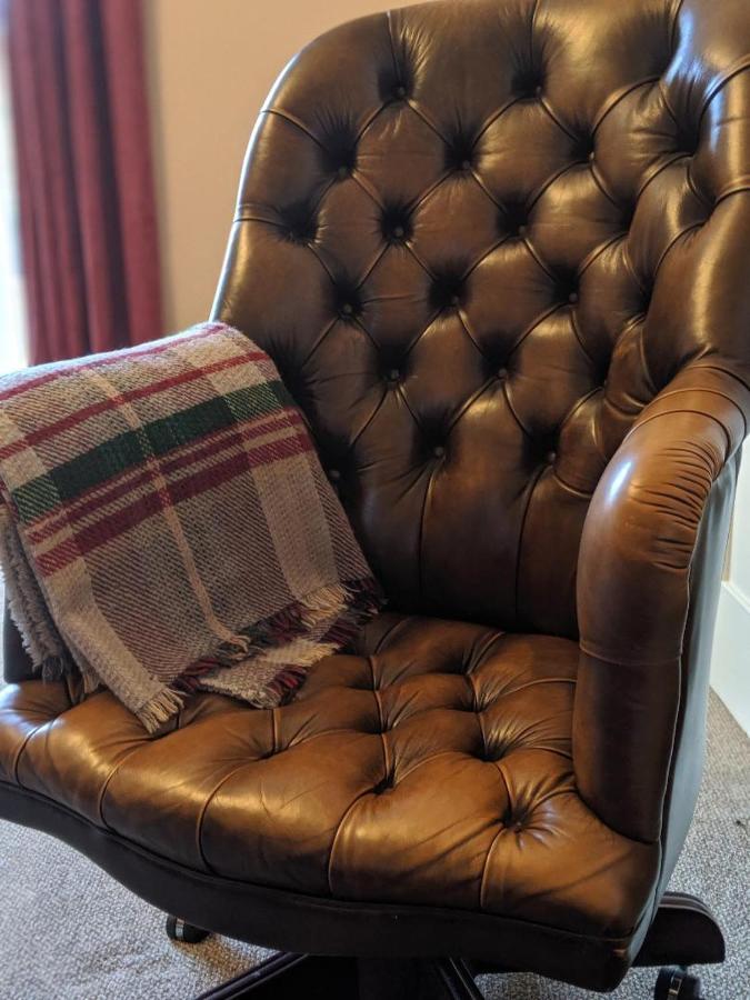 Glan Brennig Bed & Breakfast Tregaron ภายนอก รูปภาพ